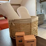 L'ambre De - Elegance Et Plenitude