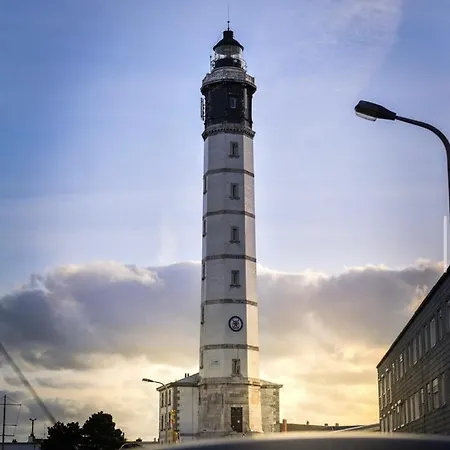 L'ambre De - Elegance Et Plenitude * Calais